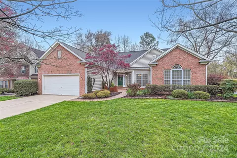 7500 Torphin Ct, Charlotte, NC 28269