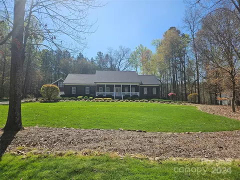 185 Willow Creek Dr, Stanfield, NC 28163