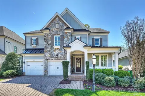 1032 N Sharon Amity Rd, Charlotte, NC 28211