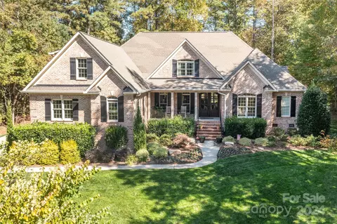 7595 Cottonwood Dr, Denver, NC 28037