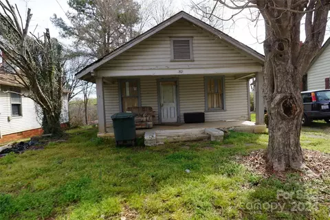 301 N Davis Ave, Newton, NC 28658