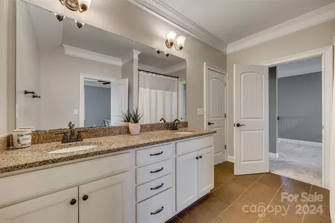 Bath - 620 Pomegranate Pl, Fort Mill, SC 29708 photo 4 of 5