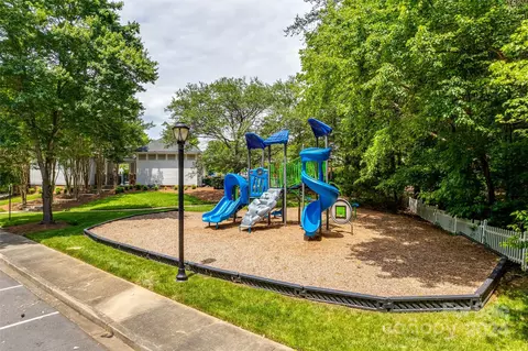 View/Area - 620 Pomegranate Pl, Fort Mill, SC 29708 photo 3 of 3