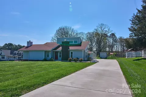 2313 E Nc 10 Hwy, Conover, NC 28613