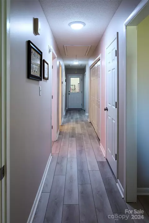 Entry Way - 2313 E Nc 10 Hwy, Conover, NC 28613 photo 2 of 4
