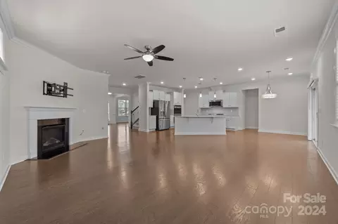 Living - 15741 Queens Trail Dr, Davidson, NC 28036 photo 2 of 2