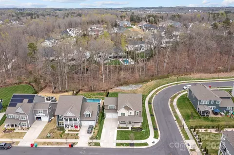 View/Area - 15741 Queens Trail Dr, Davidson, NC 28036 photo 2 of 2