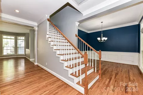 Entry Way - 135 Fairview Ln, Davidson, NC 28036 photo 2 of 2