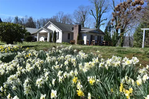 314 Carrie St, Marion, NC 28752