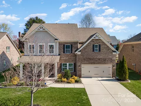 167 Alexandria Dr, Mooresville, NC 28115