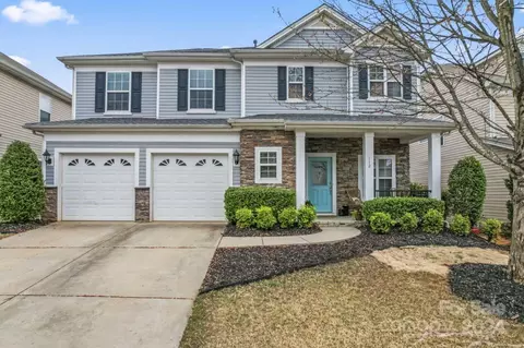 112 Sand Spur Dr, Mooresville, NC 28117