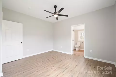 Other - 810 Oval St, Kannapolis, NC 28081 photo 2 of 7