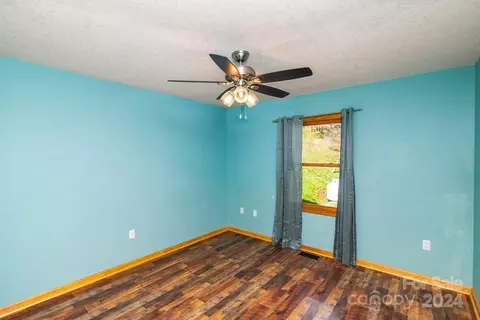 Other - 346 Wyoming Dr, Sylva, NC 28779 photo 6 of 8