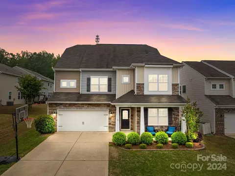 1330 Bridgeford Nw Dr NW, Huntersville, NC 28078