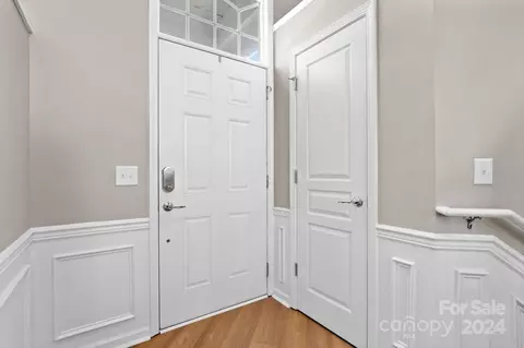 Entry Way - 926 Lyndley Dr, Fort Mill, SC 29708 photo 2 of 5