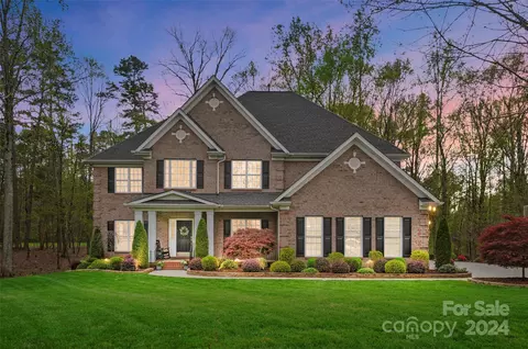 1034 Patricians Ln, Monroe, NC 28110