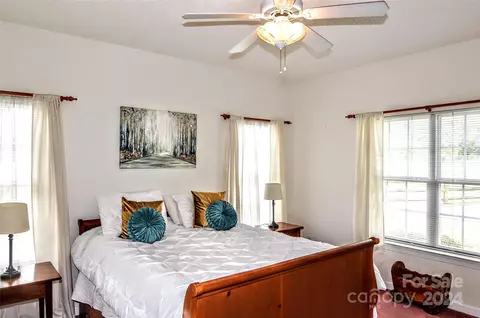 Bedroom - 5713 Griffith Rd, Monroe, NC 28112 photo 2 of 8