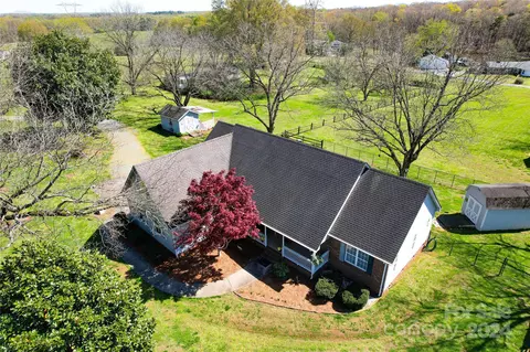 Exterior - 5713 Griffith Rd, Monroe, NC 28112 photo 2 of 13