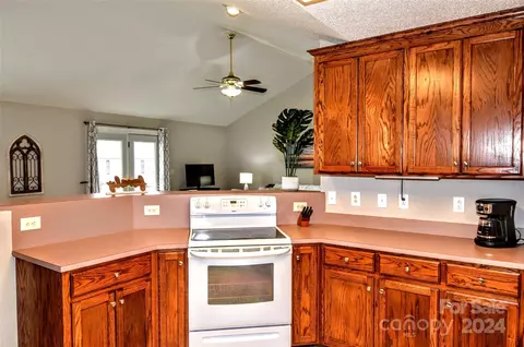 Kitchen - 5713 Griffith Rd, Monroe, NC 28112 photo 6 of 6