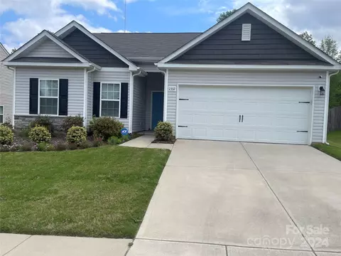 2332 Lanza Dr, Charlotte, NC 28215