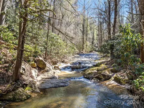 00 Dublin 3 Rdg #3, Canton, NC 28716