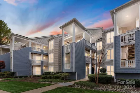 948 Southwest Dr, Davidson, NC 28036