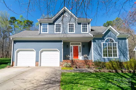 4732 Saxonbury Way, Charlotte, NC 28269