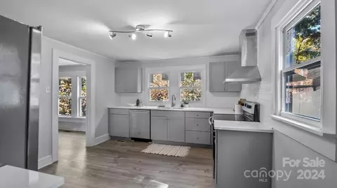Kitchen - 604 Broad St, Kannapolis, NC 28081 photo 2 of 3