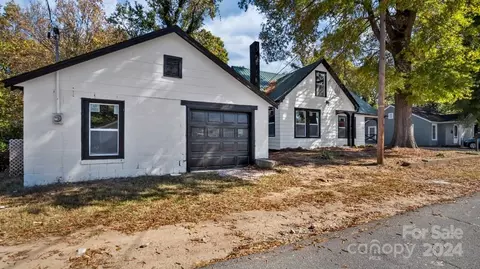 604 Broad St, Kannapolis, NC 28081