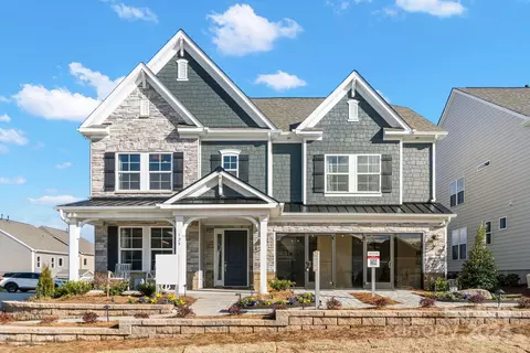 125 Crossvine Dr, Mooresville, NC 28117