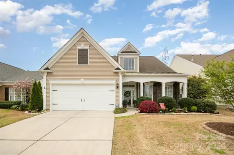 8426 Darcy Hopkins Dr, Charlotte, NC 28277