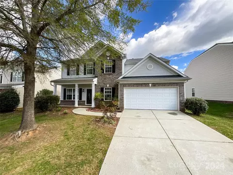 9014 Gailes Dr, Charlotte, NC 28278