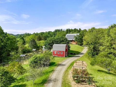 336 Coates Rd, Marshall, NC 28753