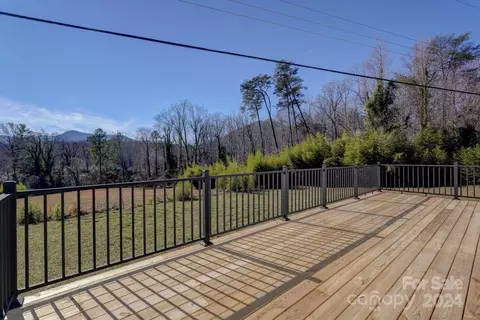 Exterior - 979 Howard Gap Rd, Tryon, NC 28782 photo 7 of 9