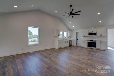 Living - 979 Howard Gap Rd, Tryon, NC 28782 photo 1 of 3