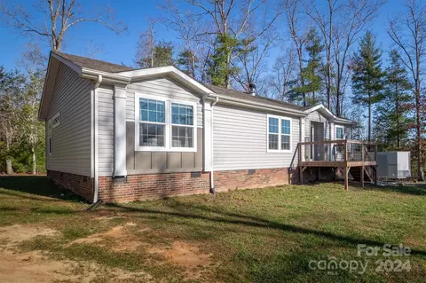 3274 Lake Dr, Morganton, NC 28655 photo 2