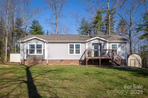 3274 Lake Dr, Morganton, NC 28655