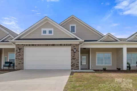108 Deer Brook Dr # -B, Shelby, NC 28150