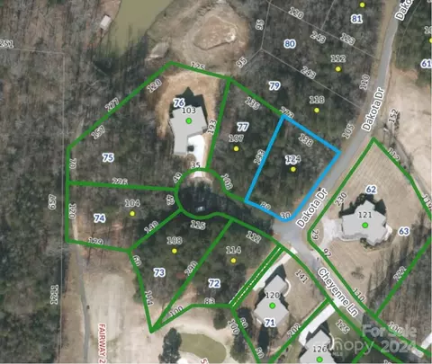 124 Dakota Dr, Statesville, NC 28677