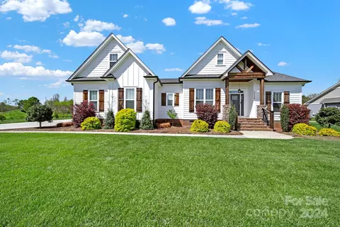 5529 Harvest Hills Rd, Bessemer City, NC 28016