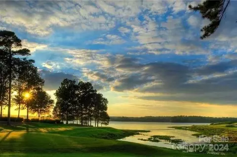 1740 Southpoint 7 Ln #7, Badin Lake, NC 28127