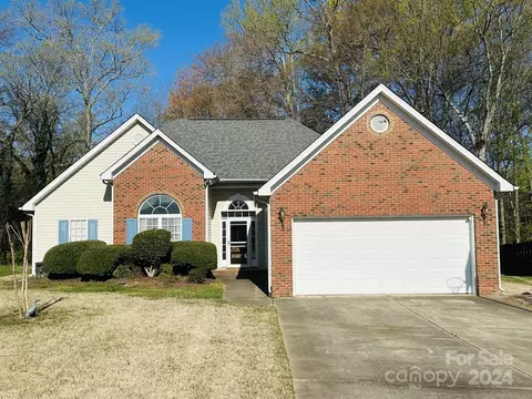 7004 Hemby Commons Pkwy, Indian Trail, NC 28079