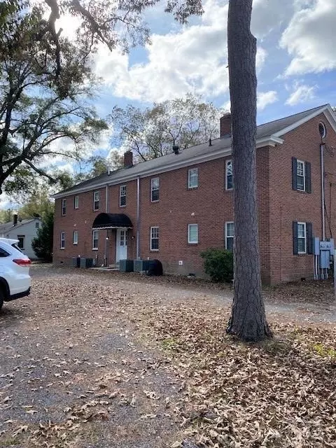 Exterior - 520 3rd St, Cheraw, SC 29520 photo 3 of 3