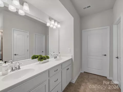 Bath - 1768 Tranquility Blvd, Lancaster, SC 29720 photo 2 of 4