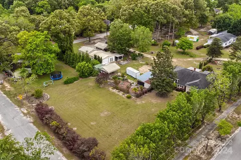View/Area - 304 Chestnut St, Bethune, SC 29009 photo 1 of 1
