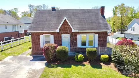 600 Sumner St, Kannapolis, NC 28083