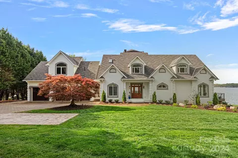 4775 Giles Ave, Sherrills Ford, NC 28673