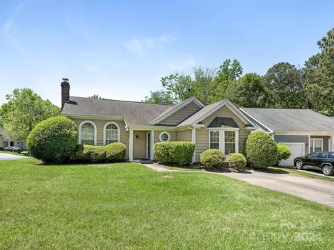 14206 Diorite Ct, Pineville, NC 28134