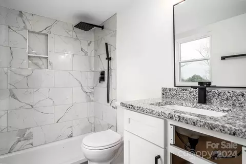 Bath - 2465 Cat Square Rd, Vale, NC 28168 photo 5 of 5