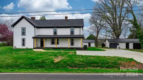 Exterior - 2465 Cat Square Rd, Vale, NC 28168 photo 2 of 11